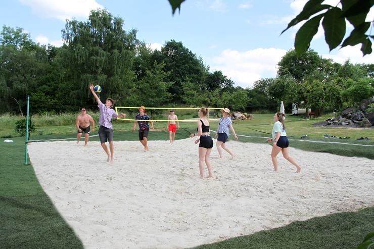 rekreační hřiště na beach, nohejbal, aj..